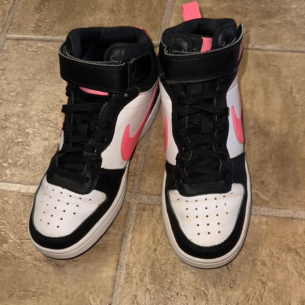 Kids Nike Black and White High-Top Sneakers with Pink Accents
